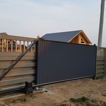 DoorHan ворота откатные серого цвета 3000x2300